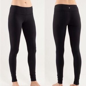 - 🍋LULULEMON ATHLETICA—Wunder Under Midrise Leggings—Black, Size 6 US Small